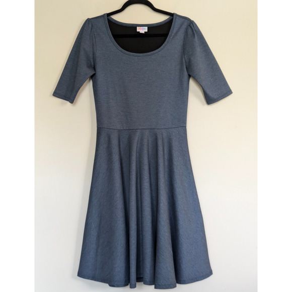 LuLaRoe Women's Medium Nicole Dress – Scoop Neck 1/2 Sleeve Denim-Like Material - Picture 1 of 8